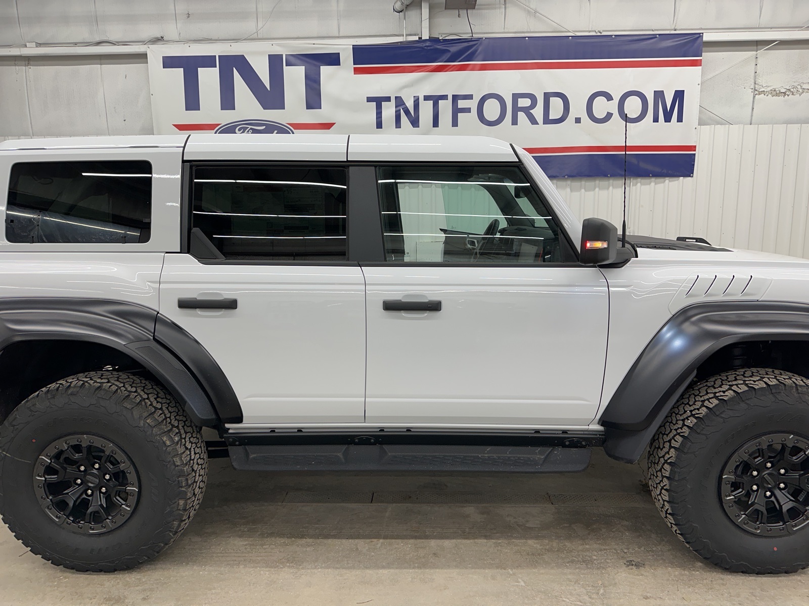 2025 Ford Bronco 4-Door Raptor's photo