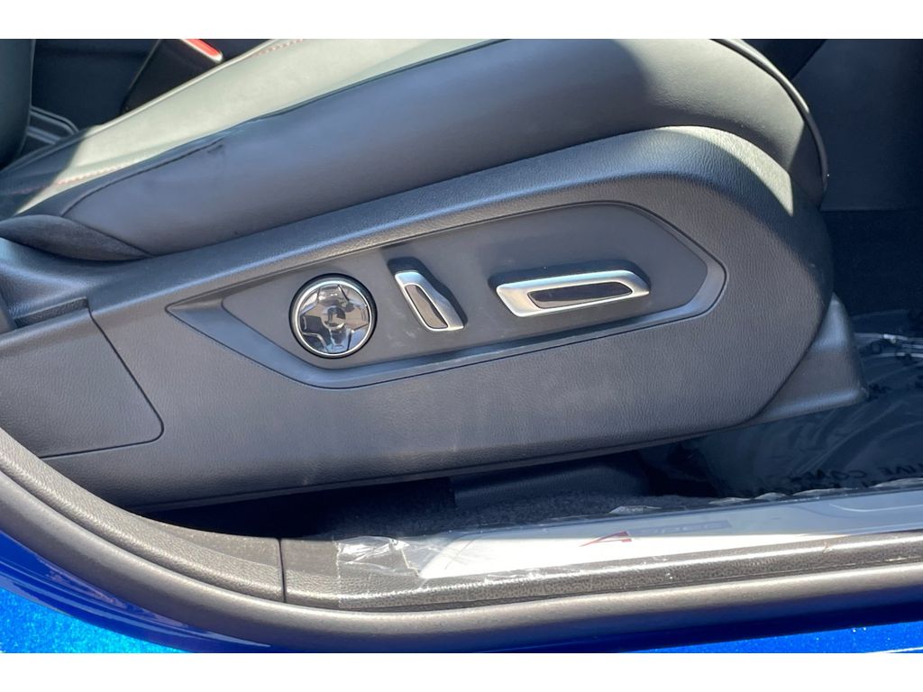 2025 Acura RDX A-Spec photo 21