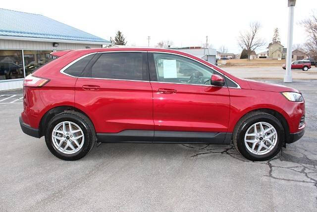 2023 Ford Edge SEL photo 4