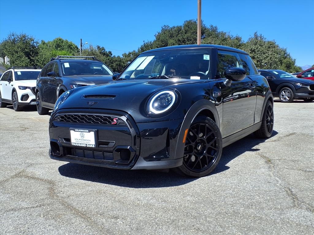 2023 Mini Cooper 2 Door Hardtop S photo 23