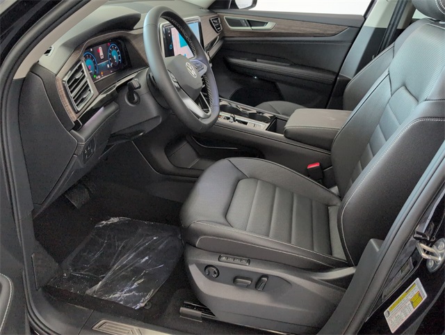 2026 Volkswagen Atlas SEL photo 6