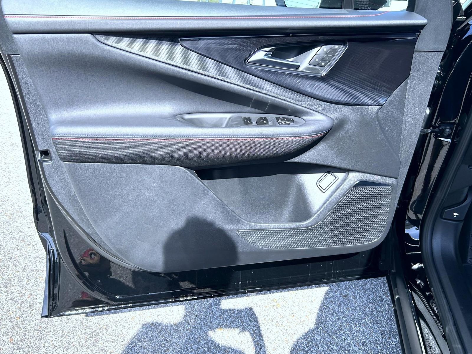 2025 Chevrolet Blazer EV RS photo 9