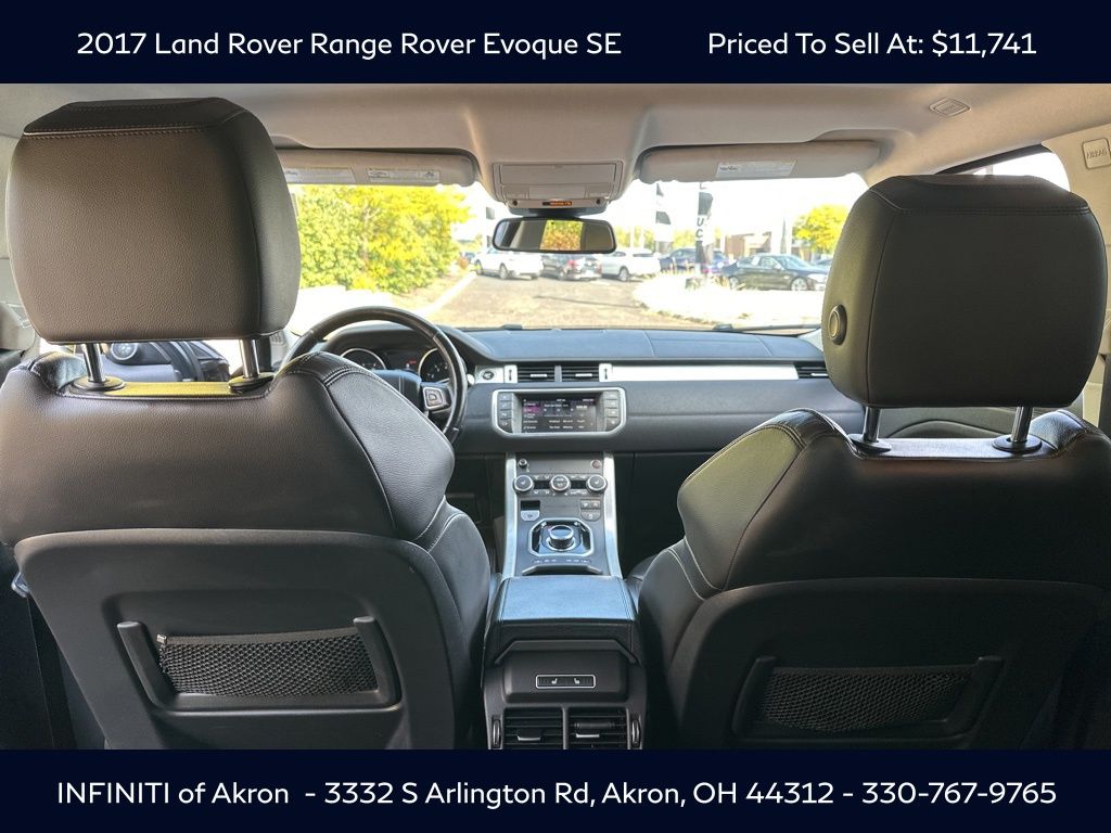 2017 Land Rover Range Rover Evoque SE photo 32