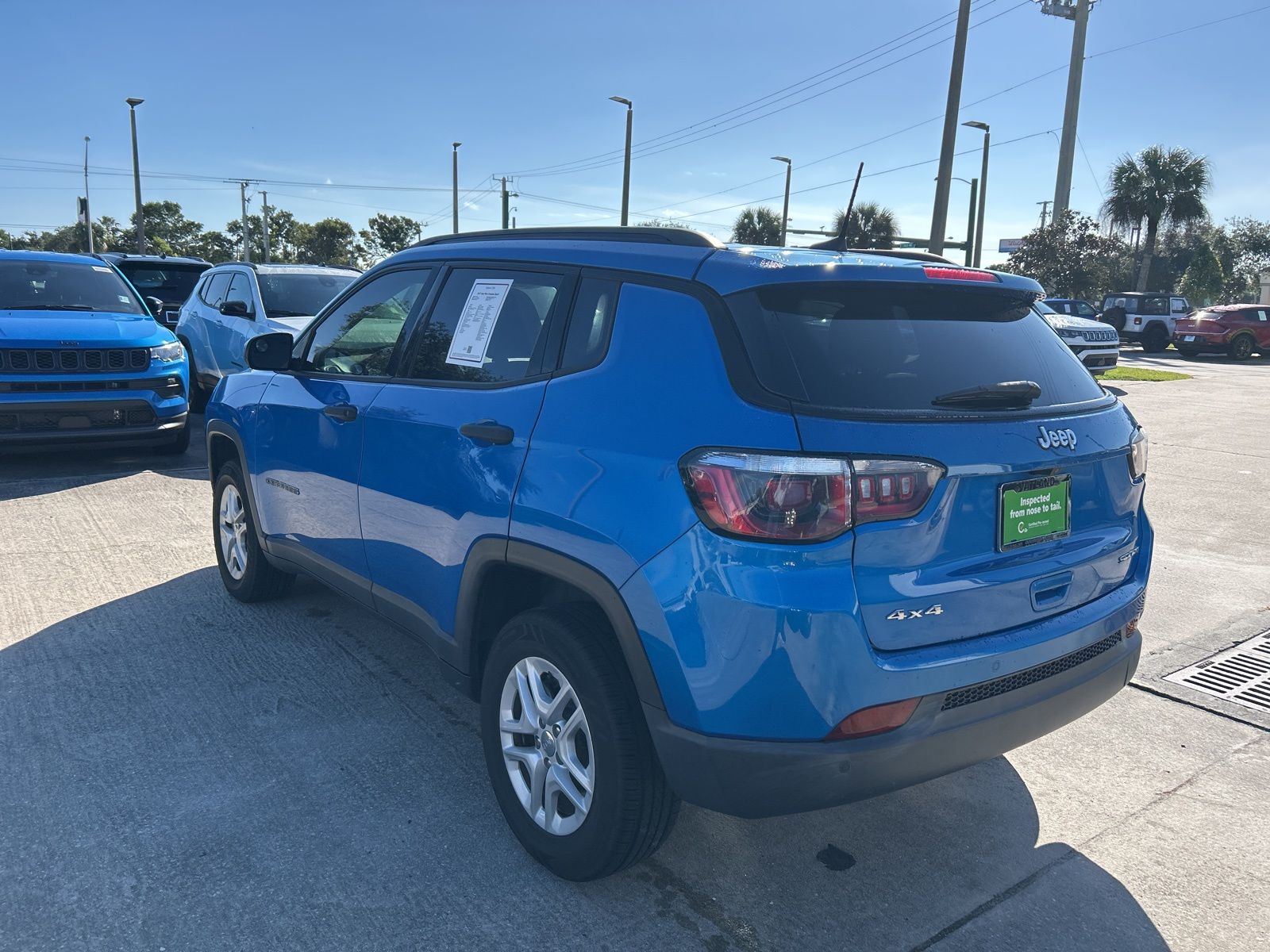 2017 Jeep Compass Sport photo 3