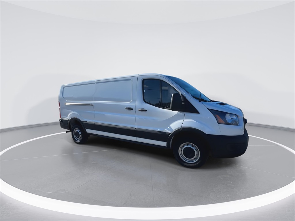 2024 Ford Transit photo 2