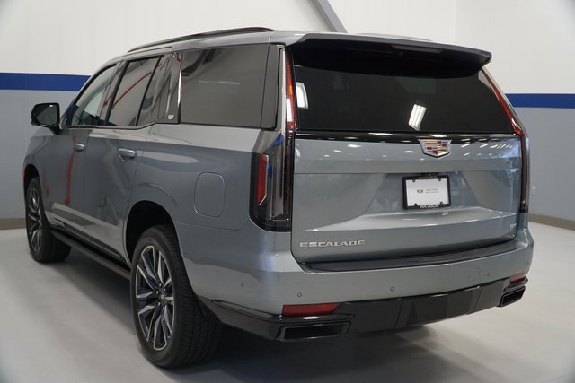 2023 Cadillac Escalade Sport photo 2