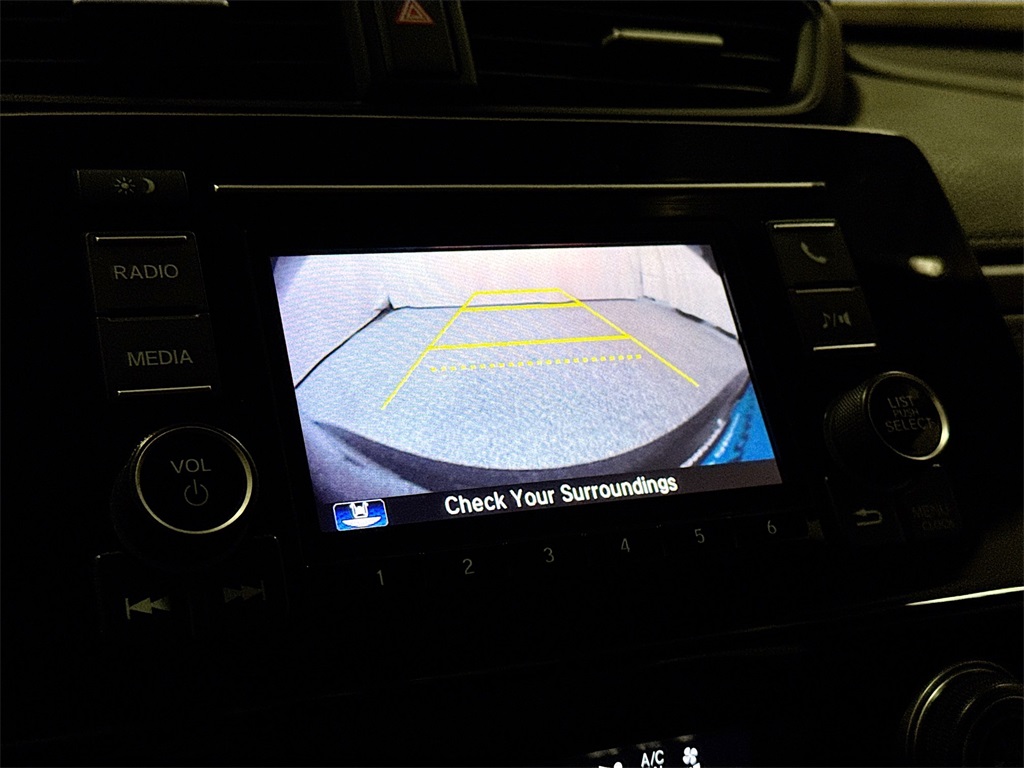 2017 Honda CR-V LX photo 21