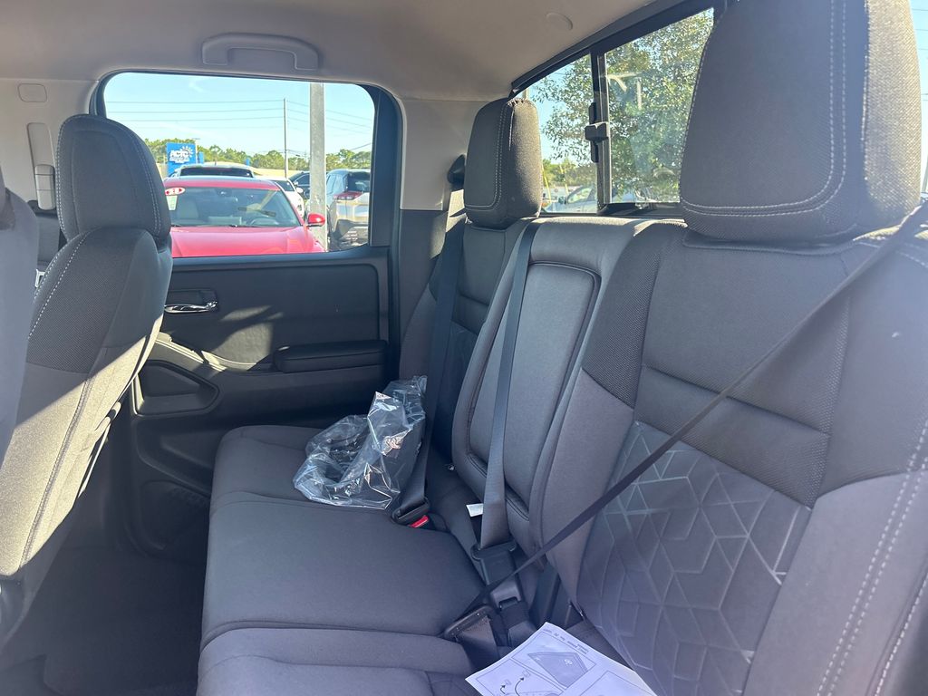 2026 Nissan Frontier SV photo 19
