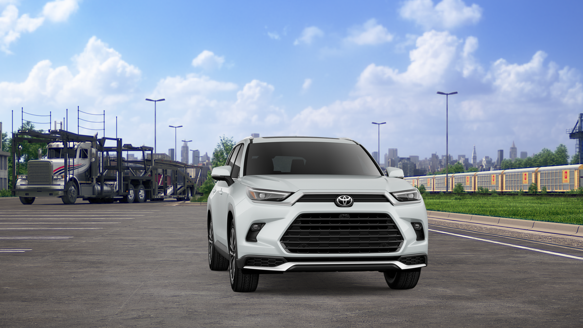 2026 Toyota Grand Highlander Hybrid MAX Platinum AWD photo 5