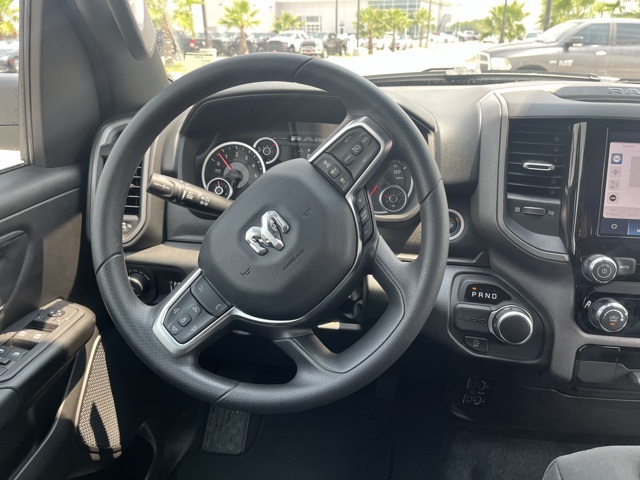 2025 Ram 1500 Tradesman photo 9