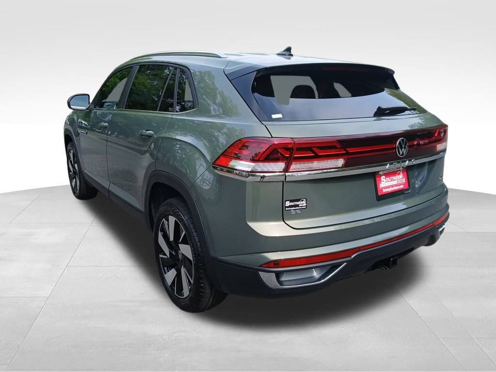 2025 Volkswagen Atlas Cross Sport SE Technology photo 3