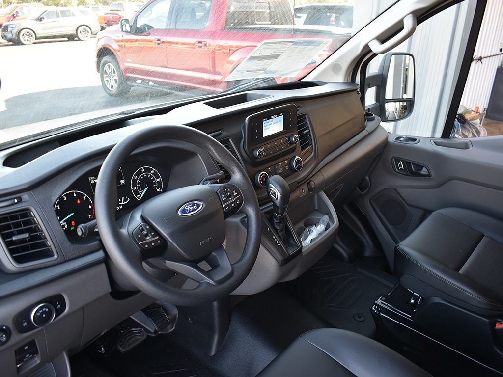 2025 Ford Transit Cargo Van XL photo 4