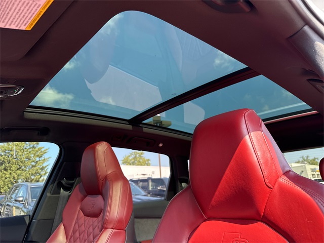 2021 Audi SQ7 Prestige photo 2