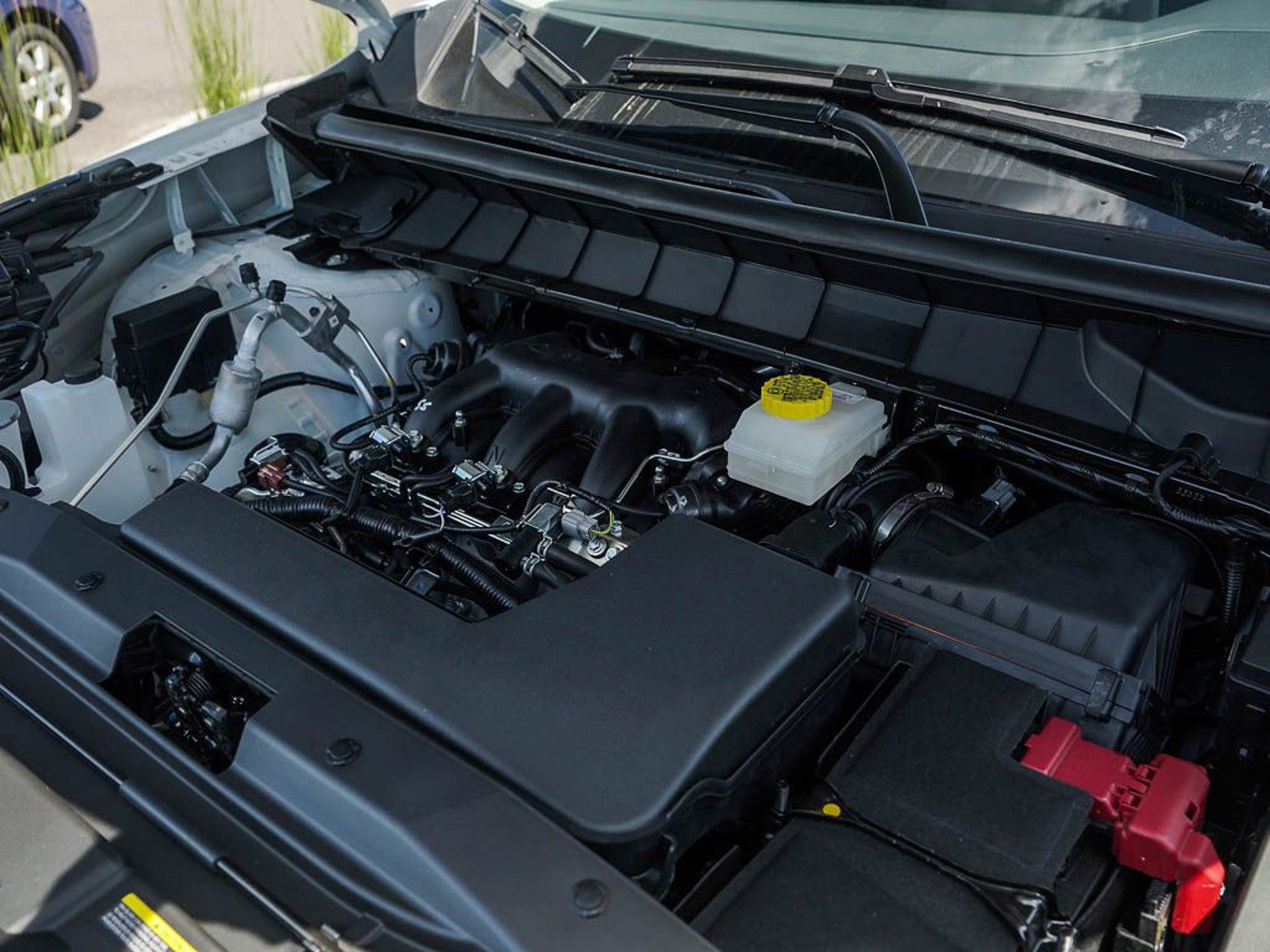 2025 Nissan Pathfinder SL photo 6