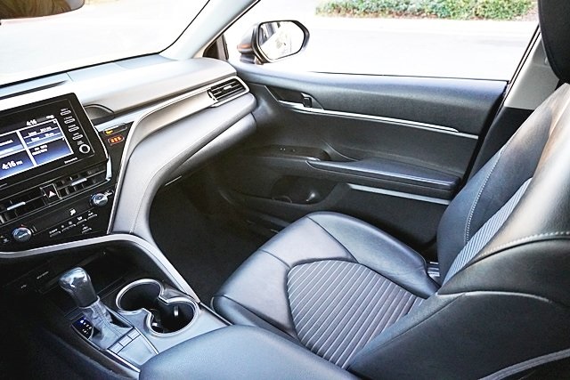 Used 2022 Black Toyota SE image 19