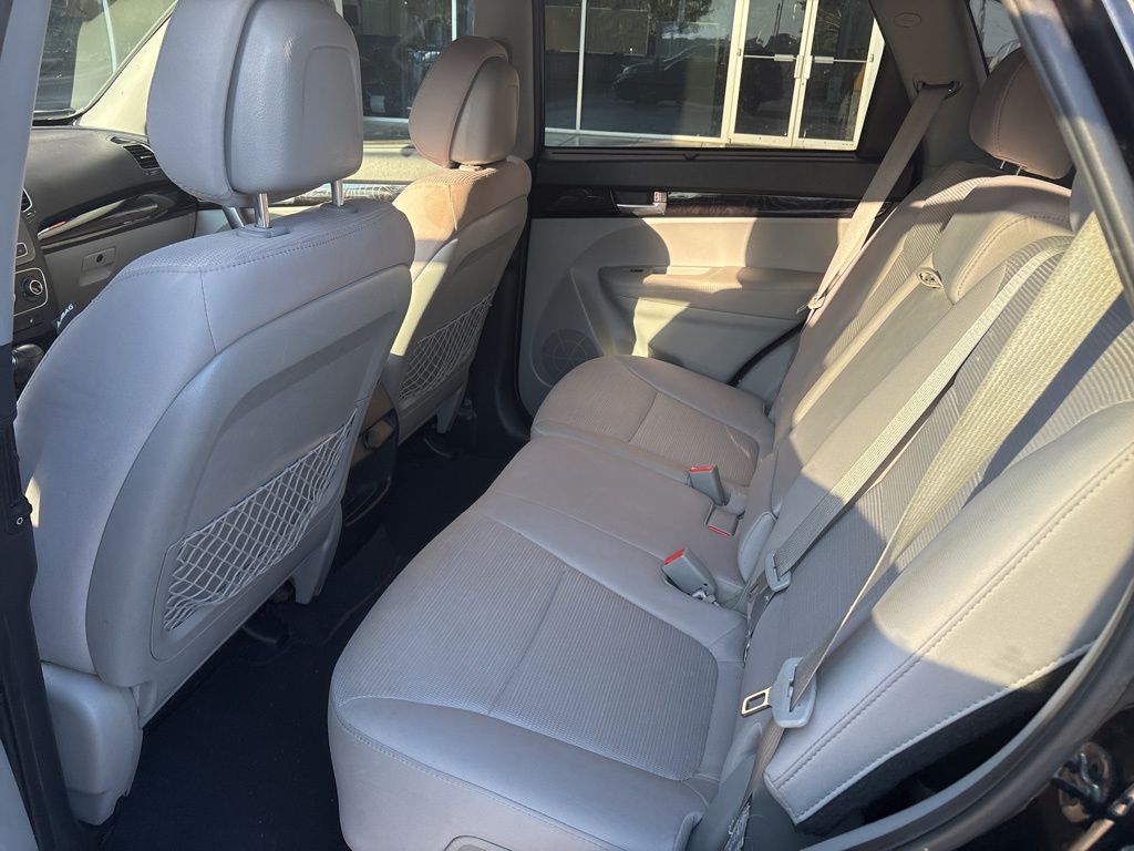 2015 Kia Sorento LX photo 2