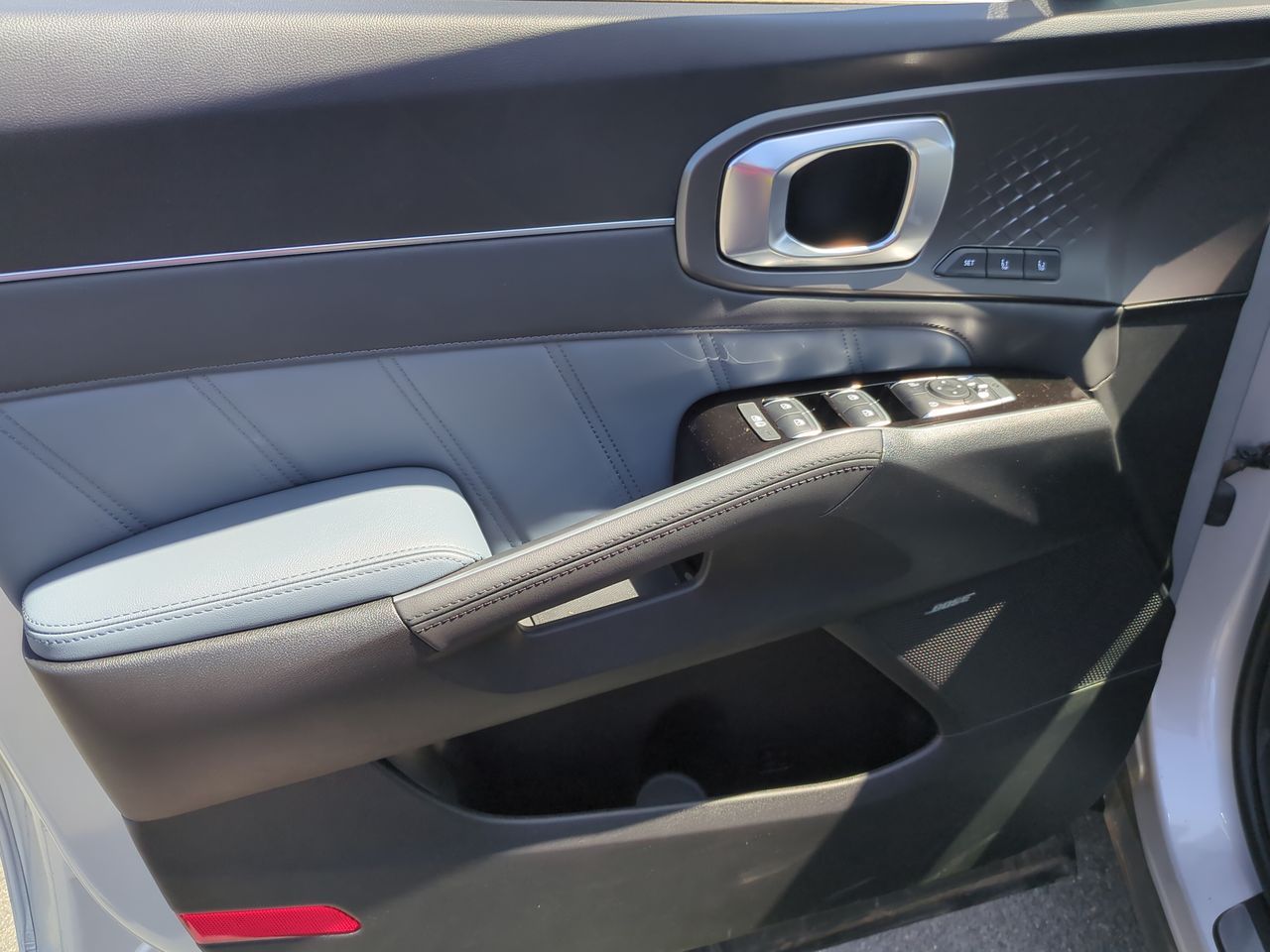 2025 Kia Sorento Hybrid SX Prestige photo 21