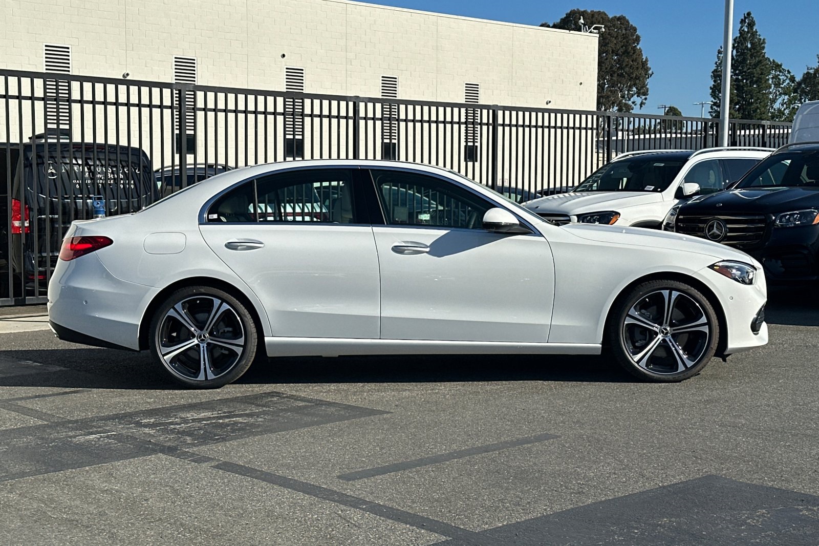 2025 Mercedes Benz C 300 Sedan photo 4
