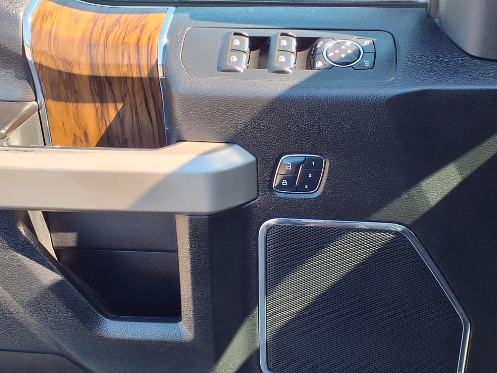 05ef72db92e1fd2df57766c998d30197