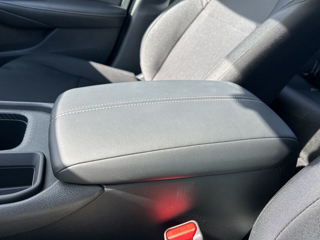 2025 Nissan Sentra S photo 29