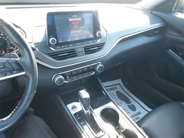 2023 Nissan Altima 2.5 SR photo 15