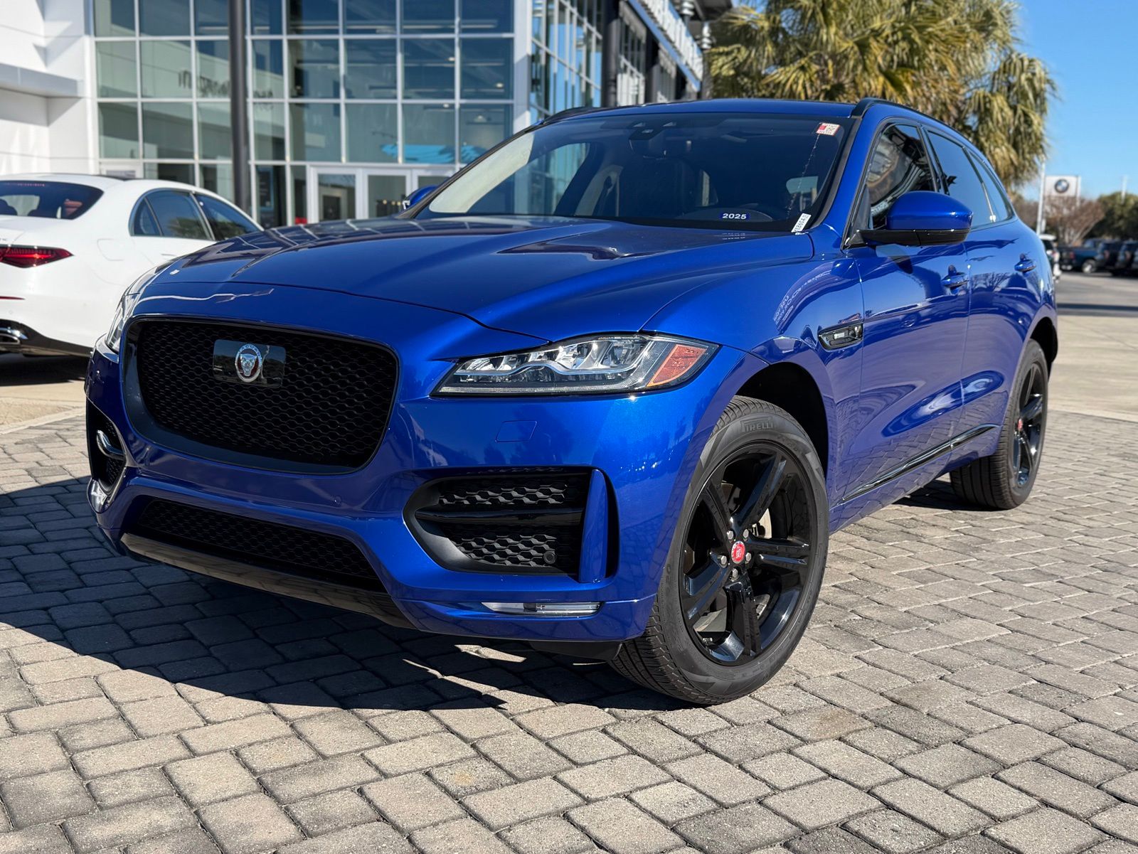 2019 Jaguar F-Pace R-Sport's photo
