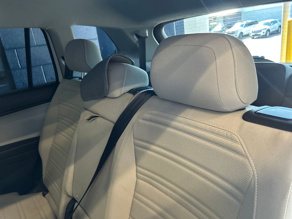 2022 Volkswagen Tiguan S photo 9