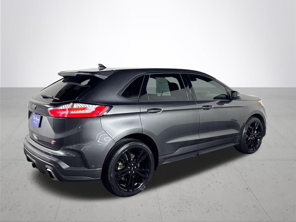 2020 Ford Edge ST photo 3