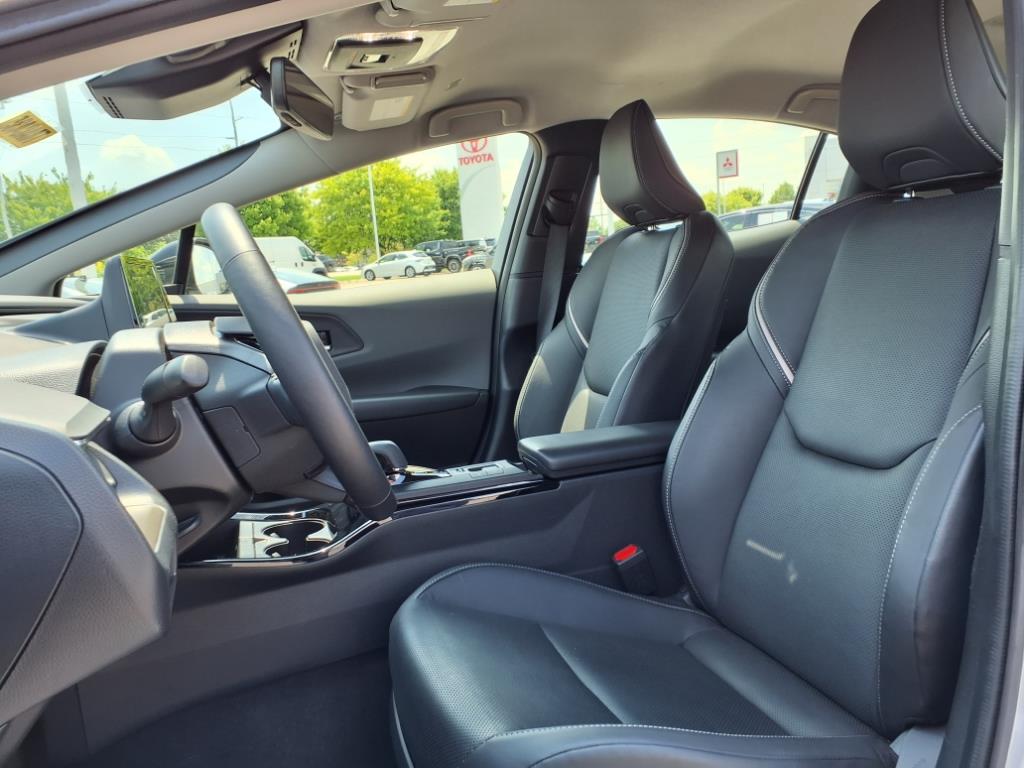 2023 Toyota Prius XLE photo 6