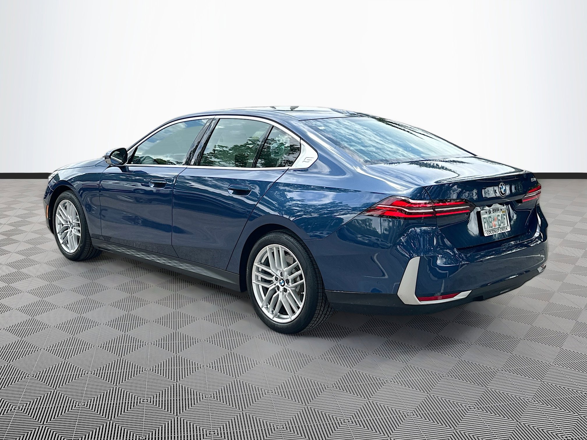 2025 Bmw 530i photo 5