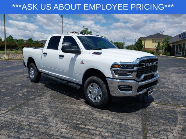 2025 Ram 2500 Tradesman photo 2
