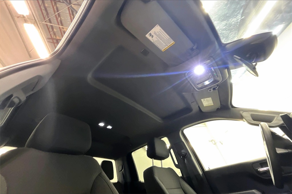 2024 Chevrolet Silverado 1500 Custom photo 27