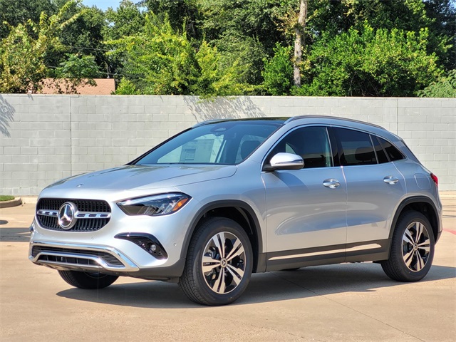 2026 Mercedes Benz GLA 250 photo 3