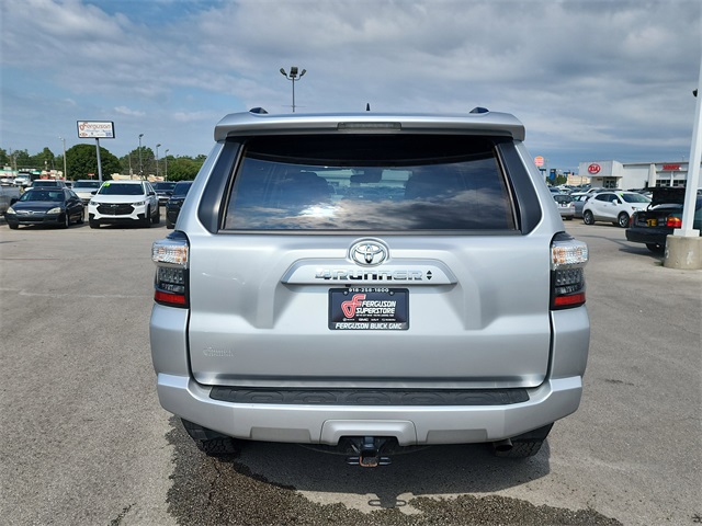 2024 Toyota 4Runner SR5 Premium photo 3