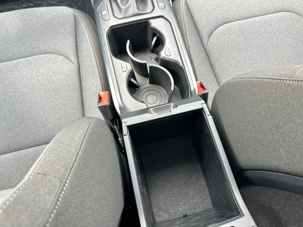 2025 Kia K4 LXS photo 24