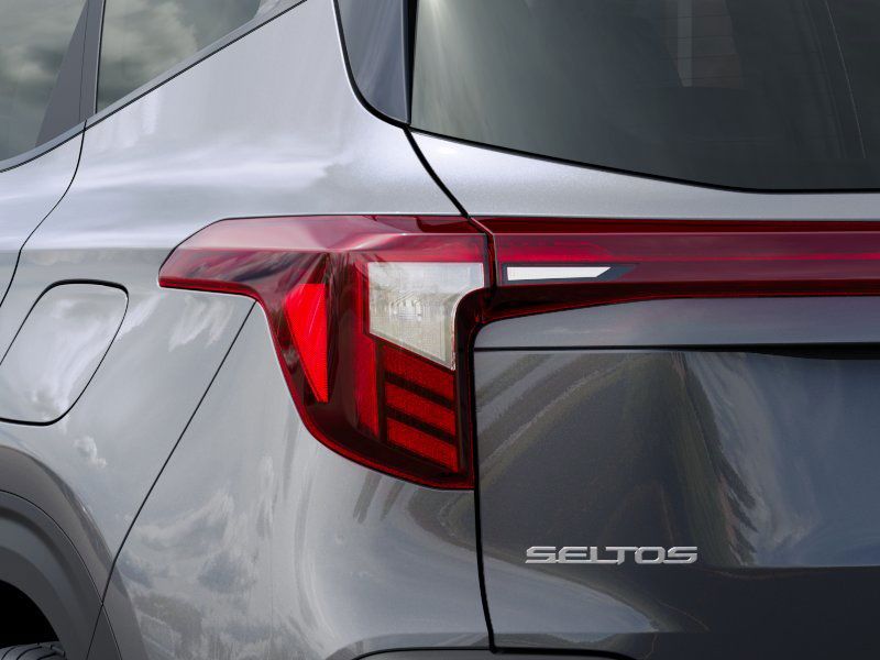 2026 Kia Seltos S photo 11