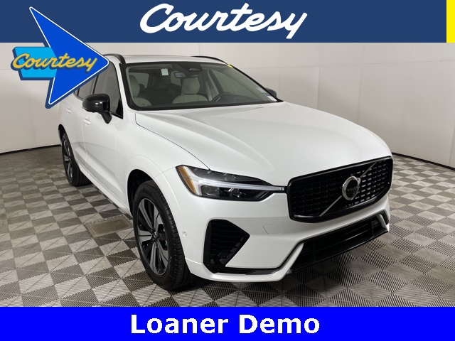 2025 Volvo XC60 Plus