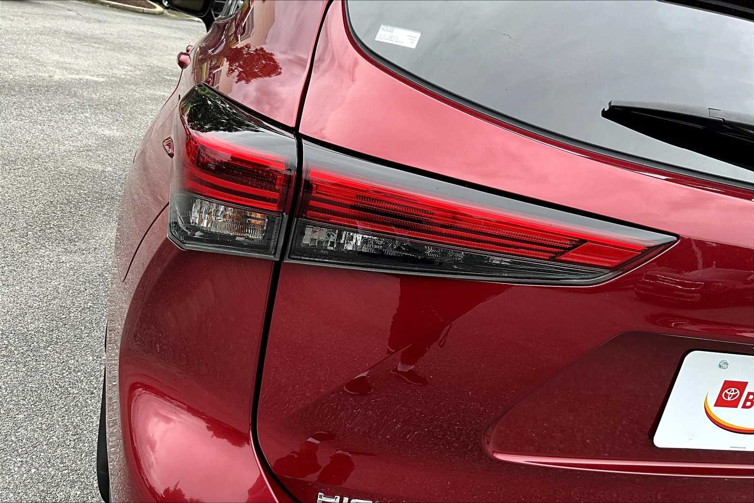 2022 Toyota Highlander XLE photo 27