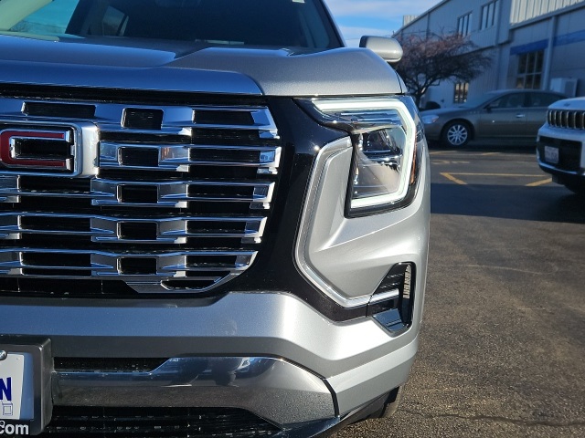 2026 Gmc Terrain Denali photo 2