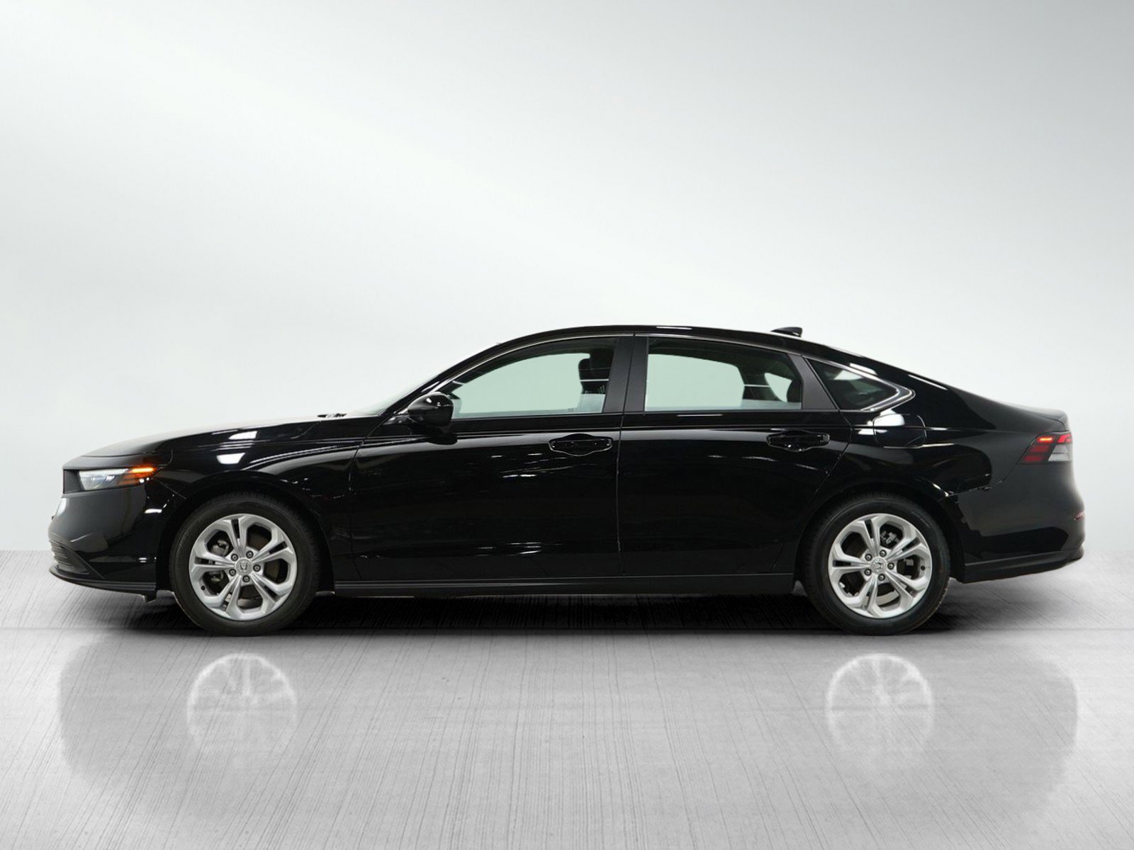 Used 2023 Honda Accord LX with VIN 1HGCY1F21PA059892 for sale in Burnsville, Minnesota