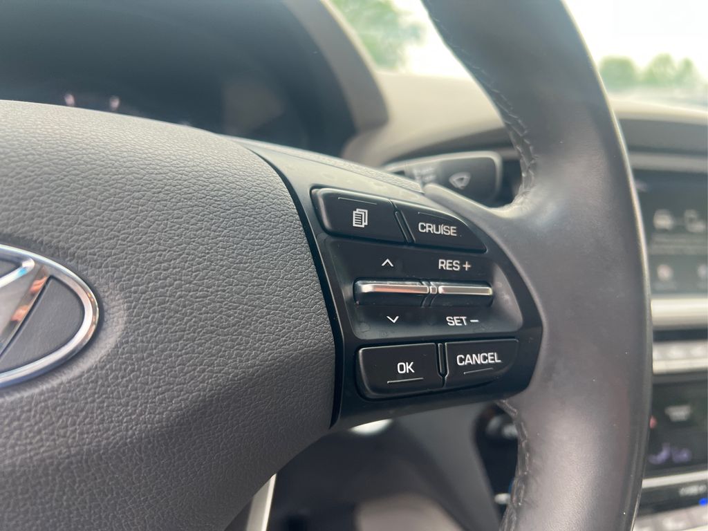 2018 Hyundai Ioniq Plug-In Hybrid photo 15