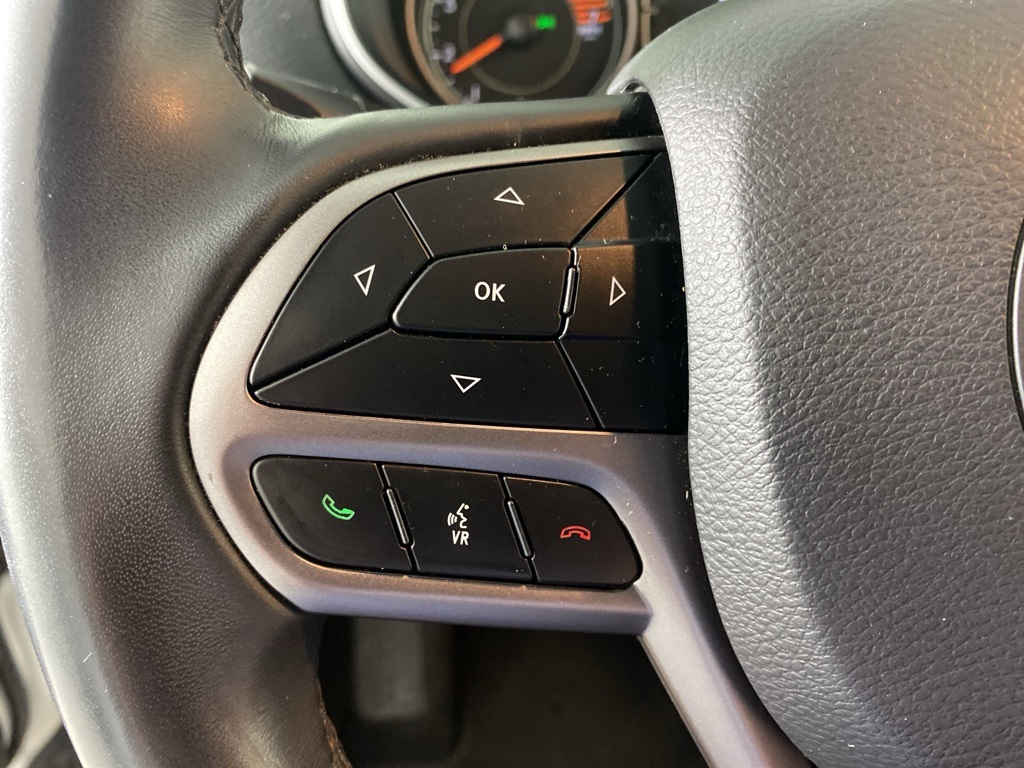 2019 Jeep Cherokee Latitude photo 12