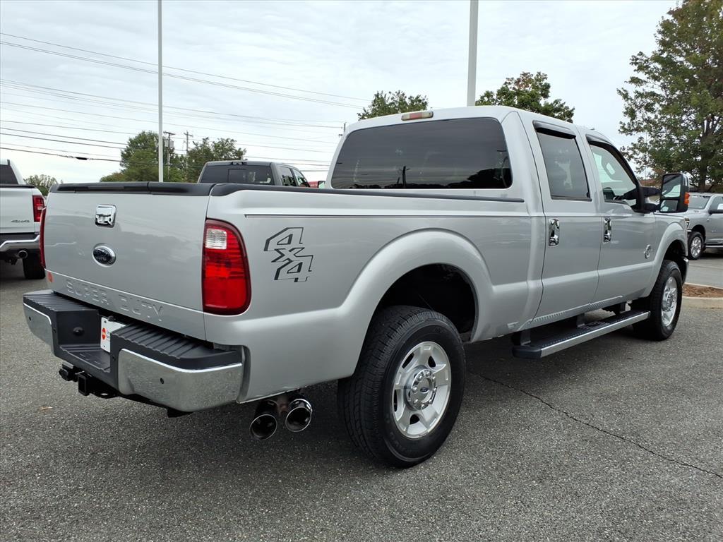 2011 Ford F-250 XLT photo 4