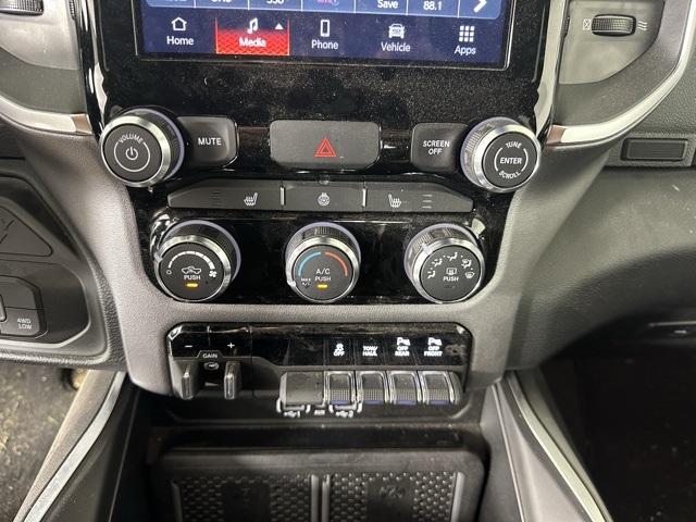 2025 Ram 2500 Big Horn photo 18