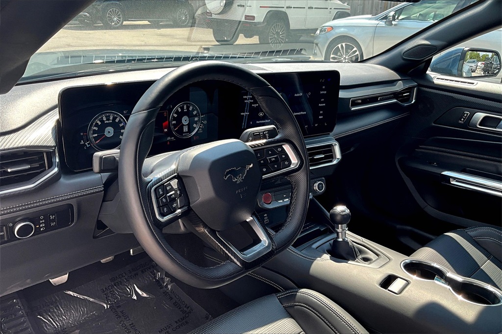 2024 Ford Mustang GT Premium photo 14