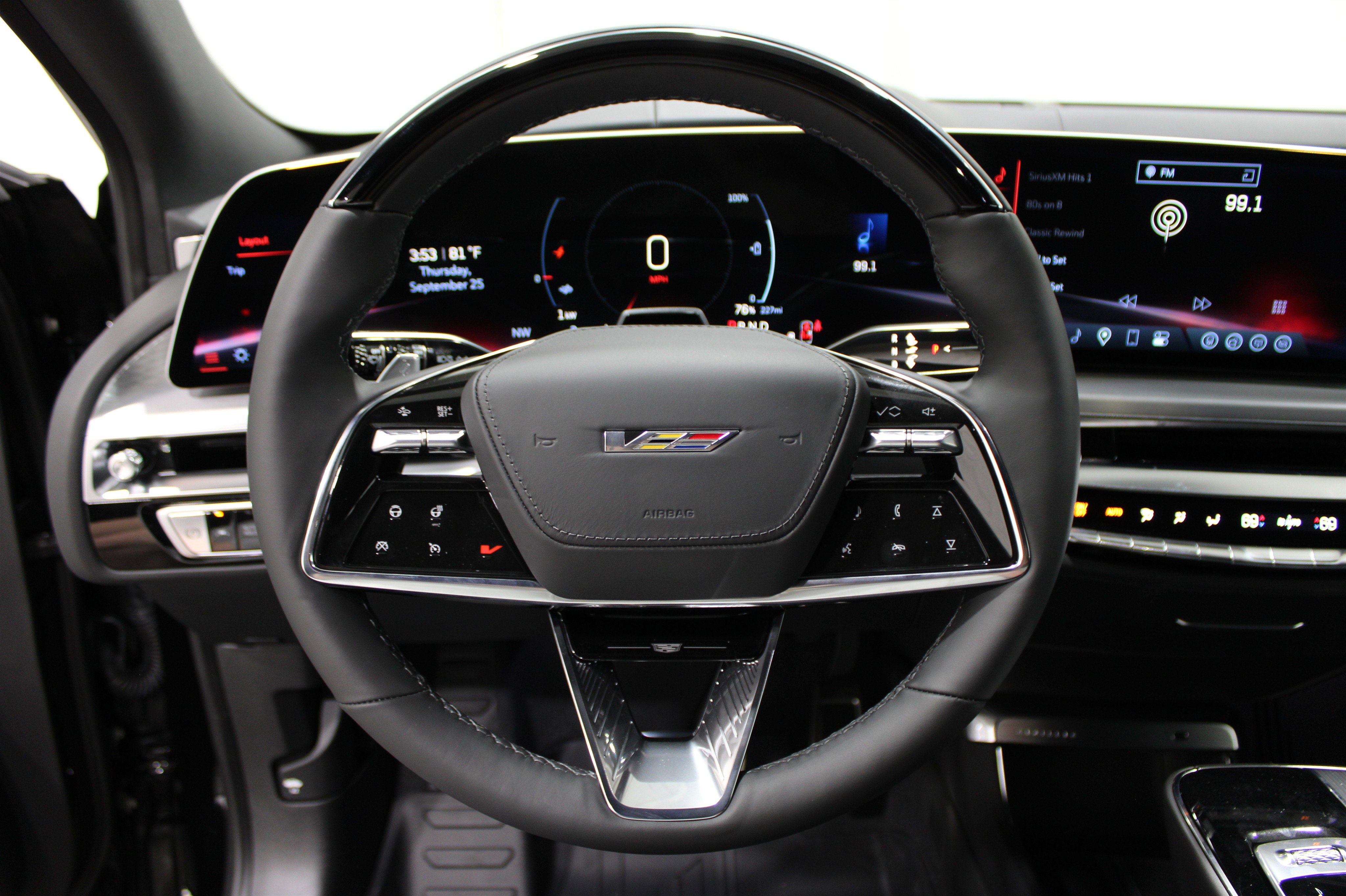 2026 Cadillac Lyriq photo 8