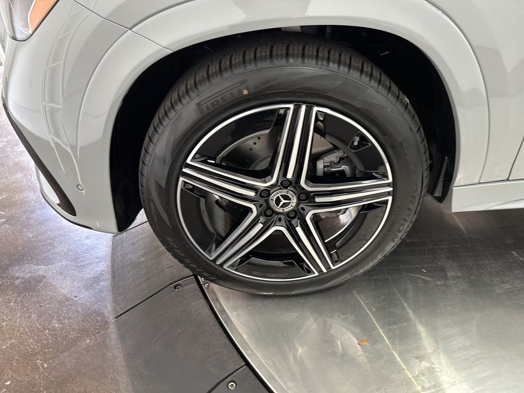 2026 Mercedes Benz GLE 580 4MATIC photo 29