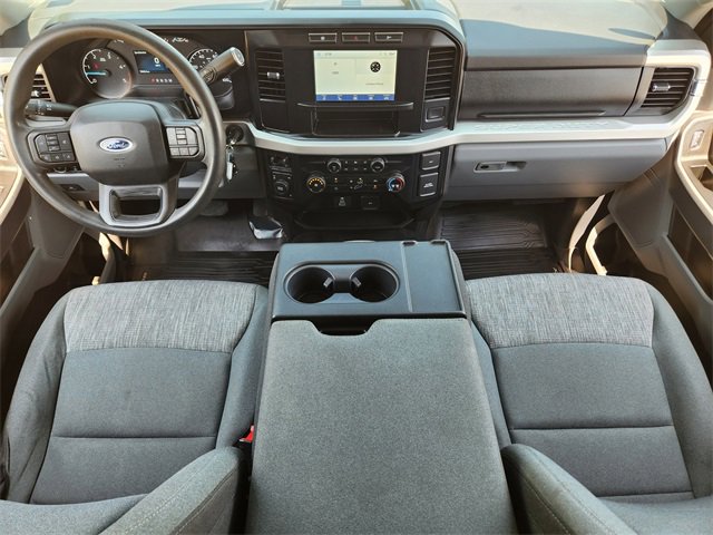 2023 Ford F-350 XLT photo 21
