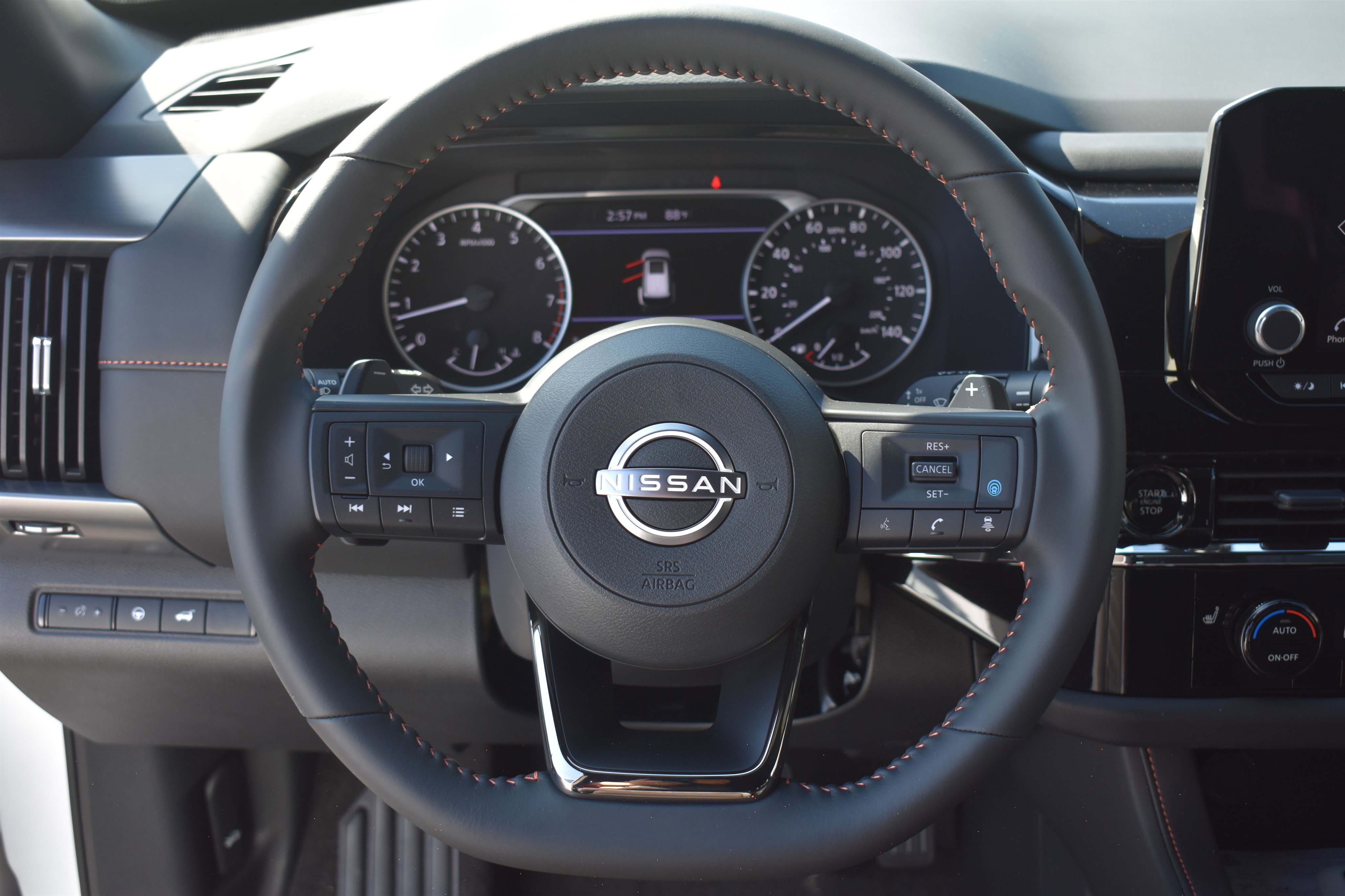2025 Nissan Pathfinder Rock Creek photo 10