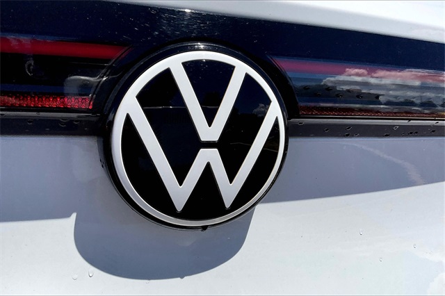 2022 Volkswagen ID.4 Pro S photo 30